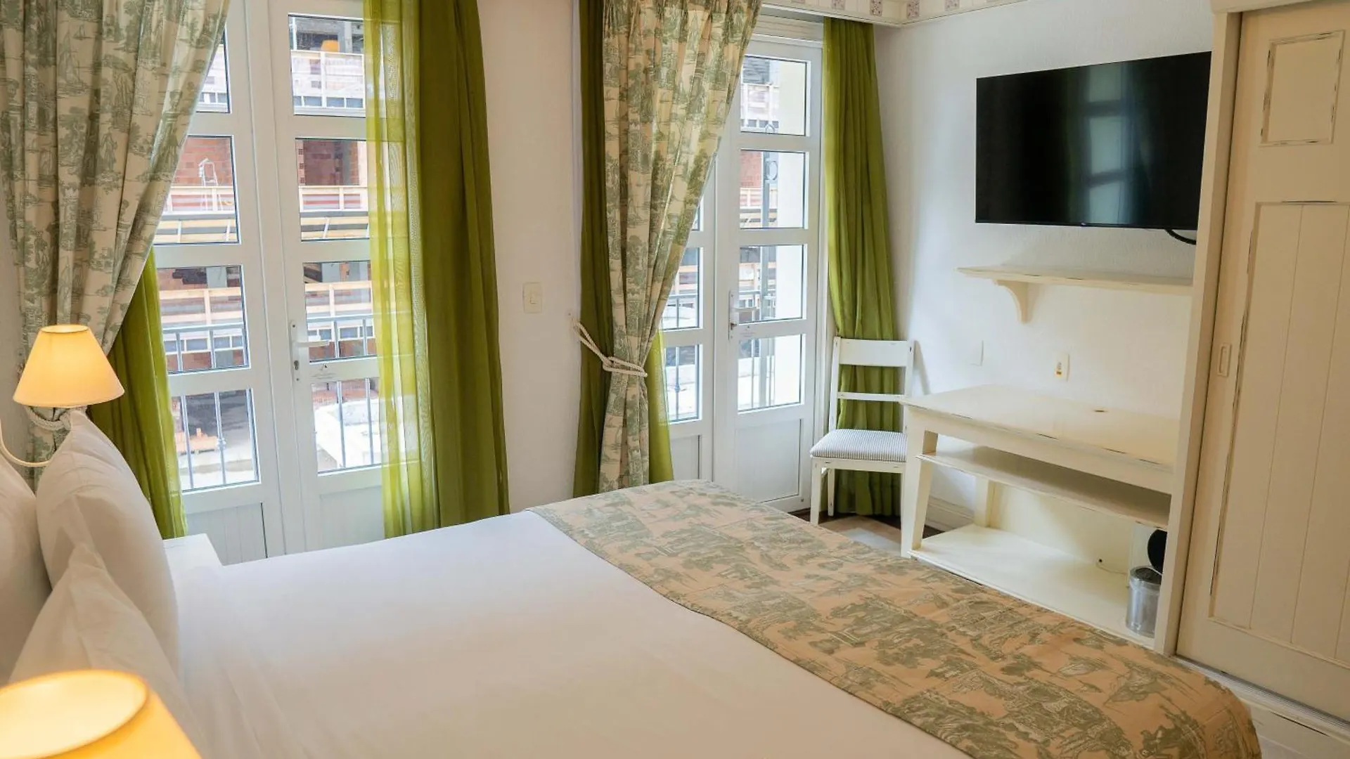 Отель Il Campanario Villaggio Resort - Oficial Флорианополис